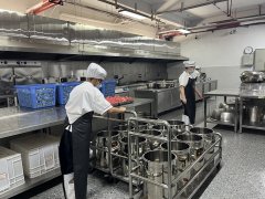 查学校食堂及校园周边食物运营从体370余家次